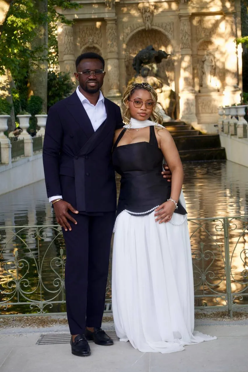 Reine et Christian en tenue de cérémonie